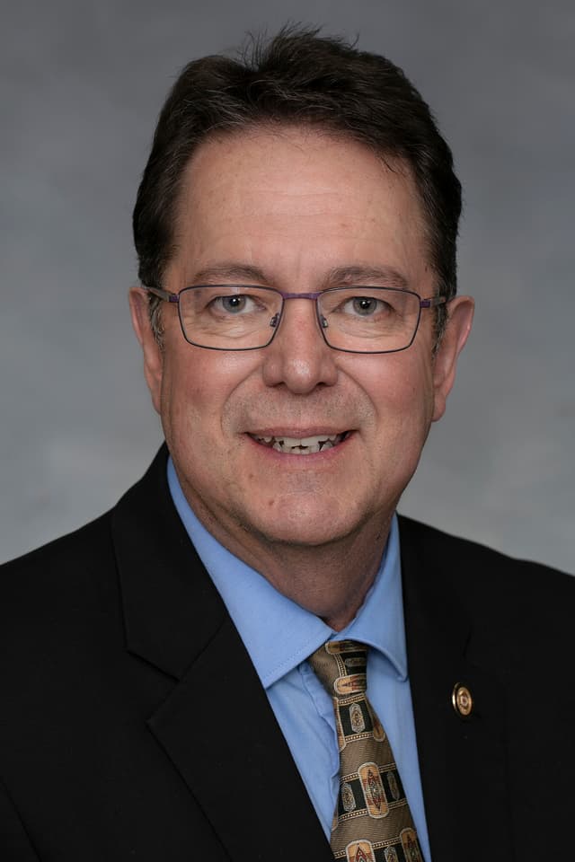 Sen. Kevin Corbin headshot