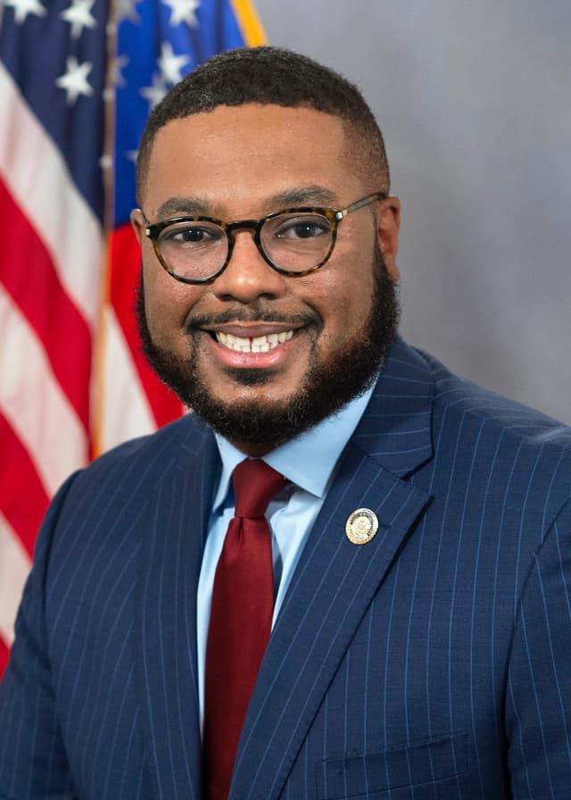 Rep. Austin Davis headshot