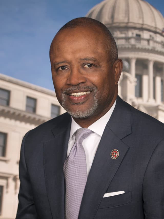 Rep. Robert L. Johnson III headshot