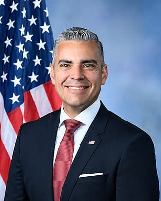 Rep. Juan Ciscomani headshot