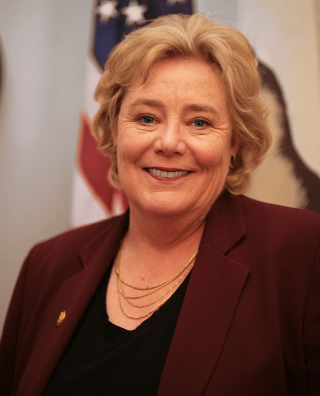 Rep. Zoe Lofgren headshot