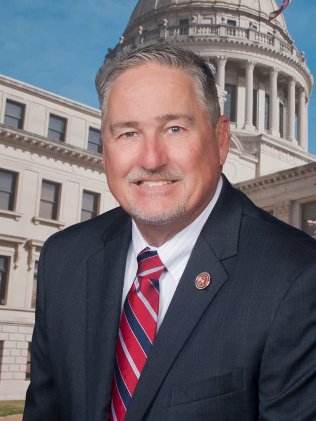 Rep. Vince Mangold headshot