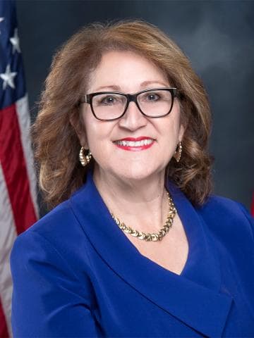 Asm. Eloise Gómez Reyes headshot